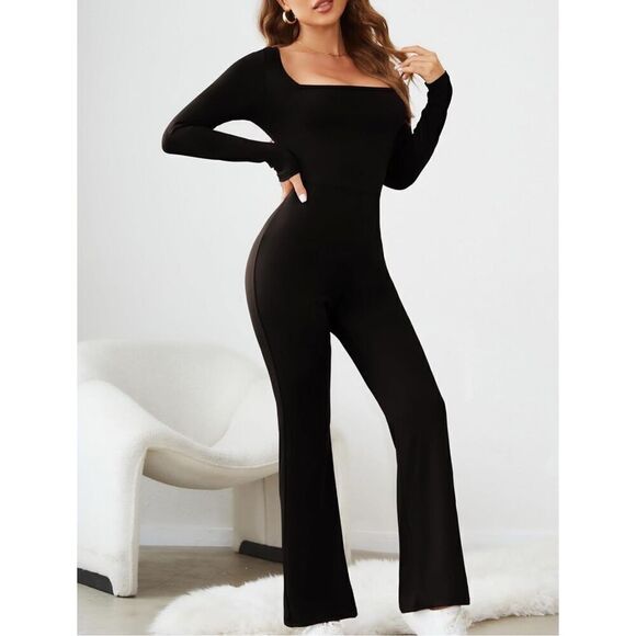 Bundle of 2 Jumpsuits (Boutique Fashion) - Picture 6 of 10